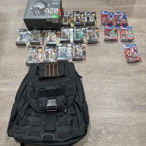 Black ops gear/figures/headset